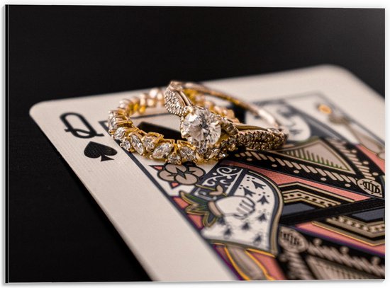 Dibond - Schoppen Vrouw met Diamanten ring - 40x30cm Foto op Aluminium (Met Ophangsysteem)
